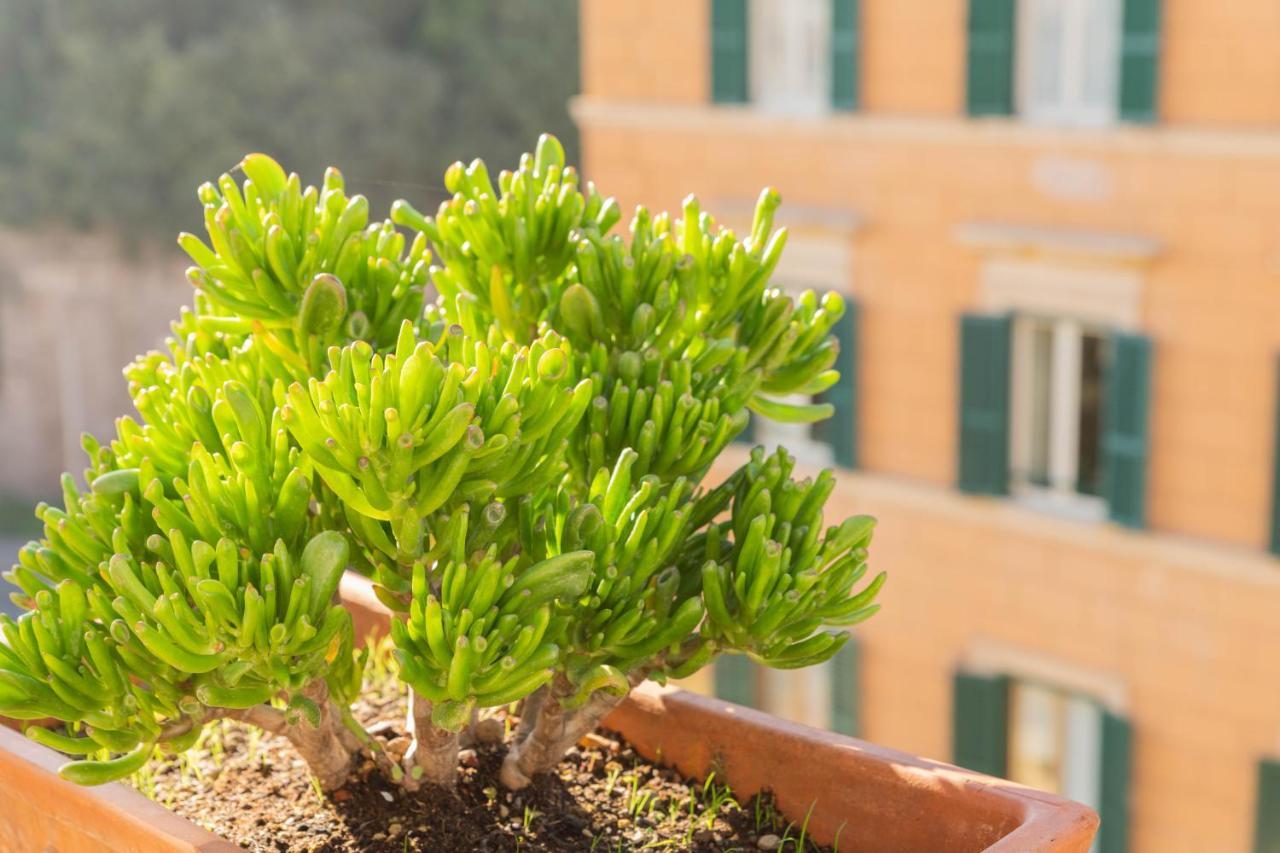 Colosseo Brightful Apartment With Rooftop Roma Exterior foto