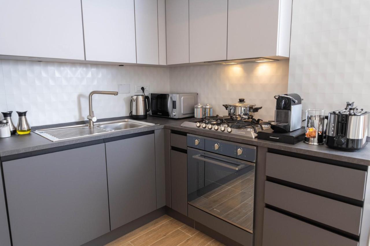 Colosseo Brightful Apartment With Rooftop Roma Exterior foto