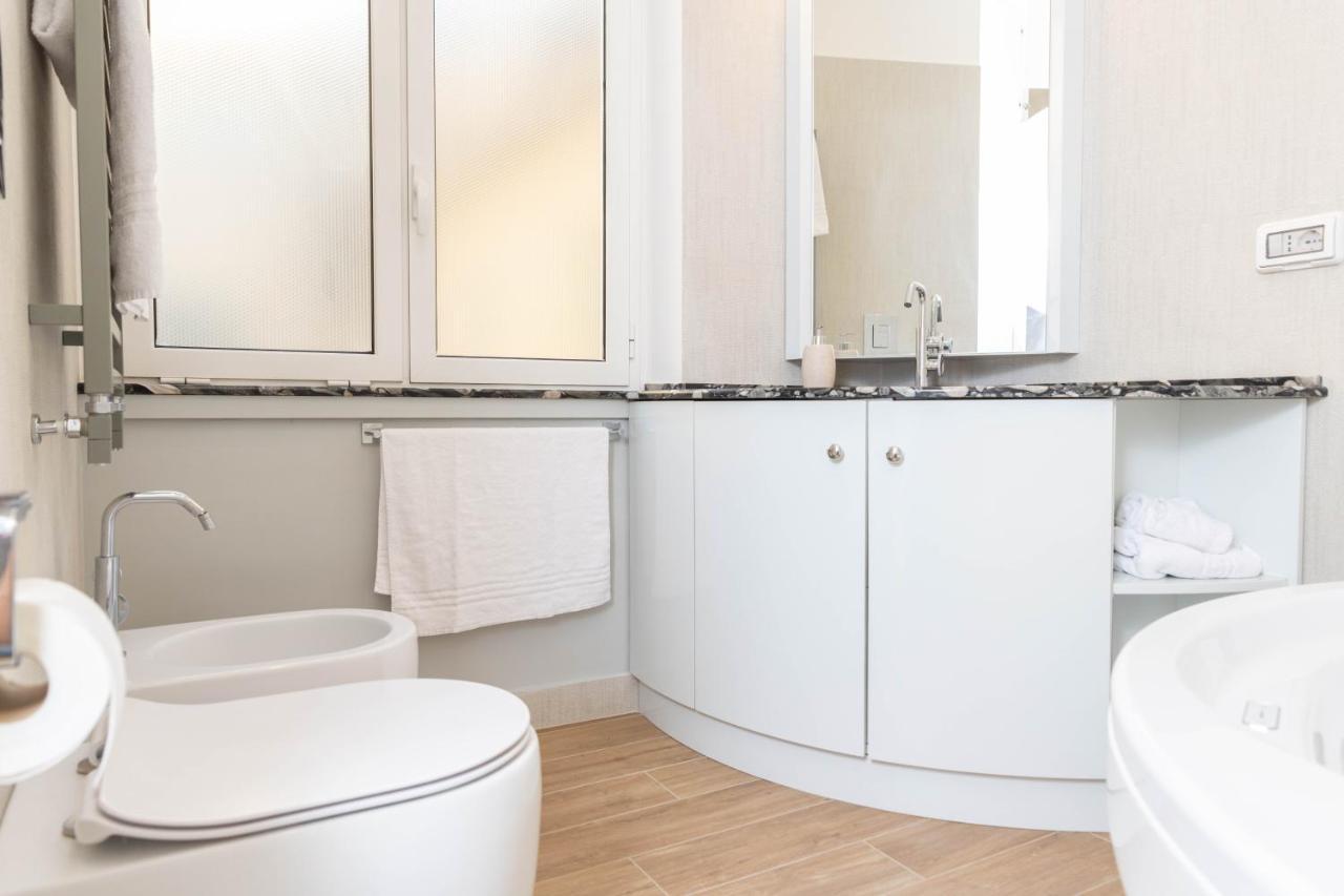 Colosseo Brightful Apartment With Rooftop Roma Exterior foto